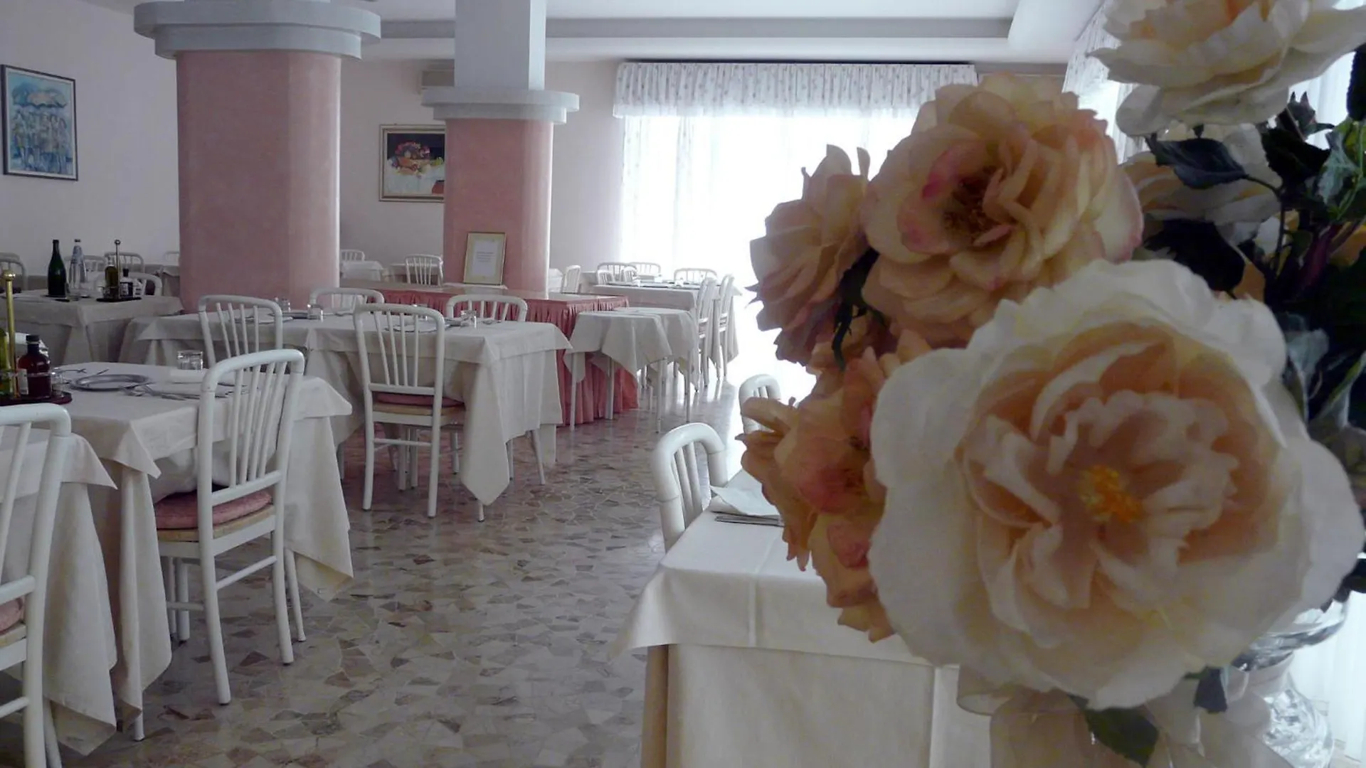 Hotel Altea Lido di Jesolo 3*,