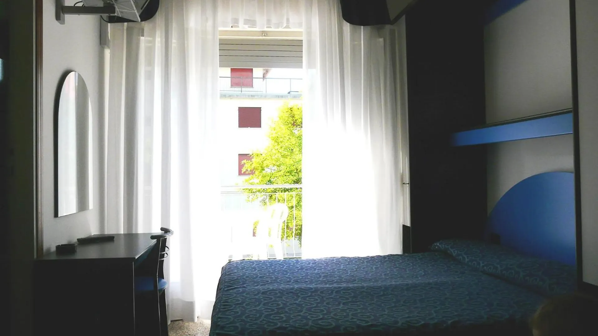 Hotel Altea 利多迪迪耶索洛 3*,