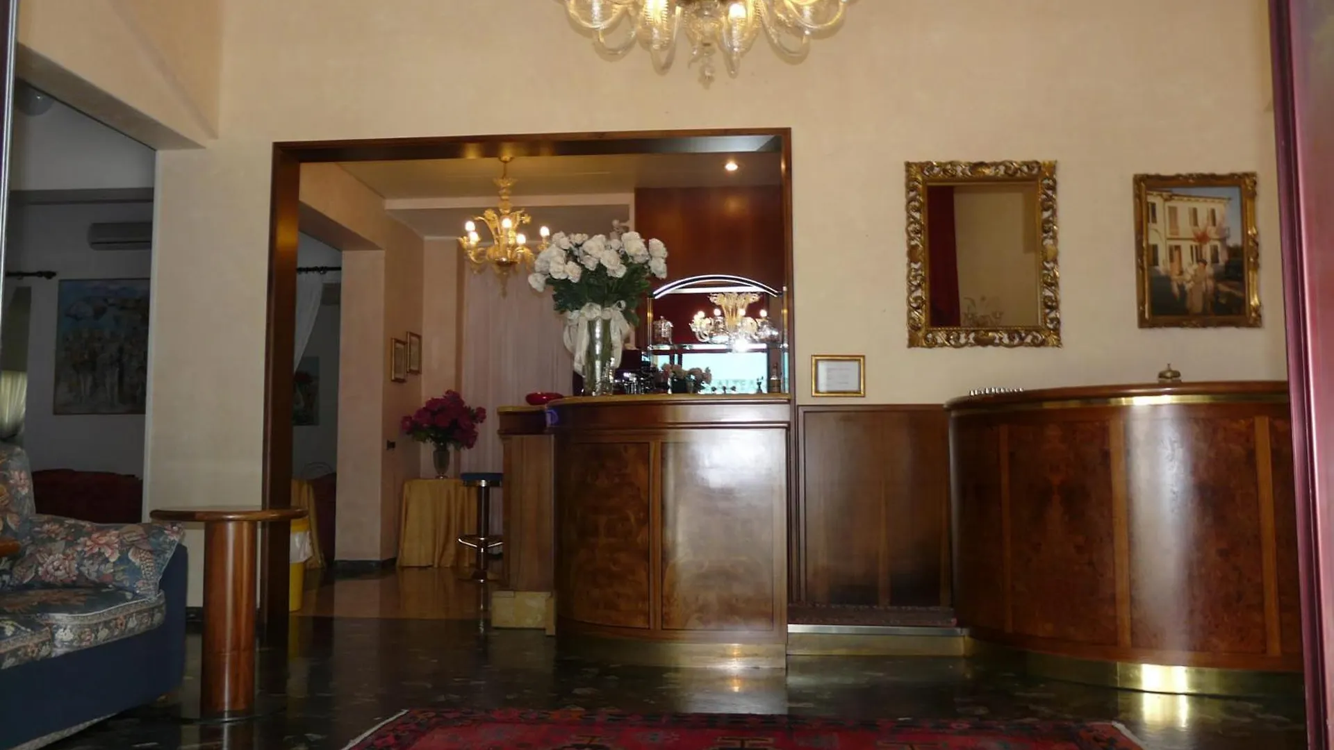 Hotel Altea 利多迪迪耶索洛